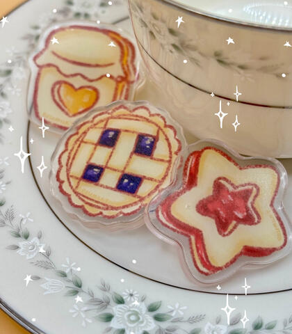 Jelly cookie pin